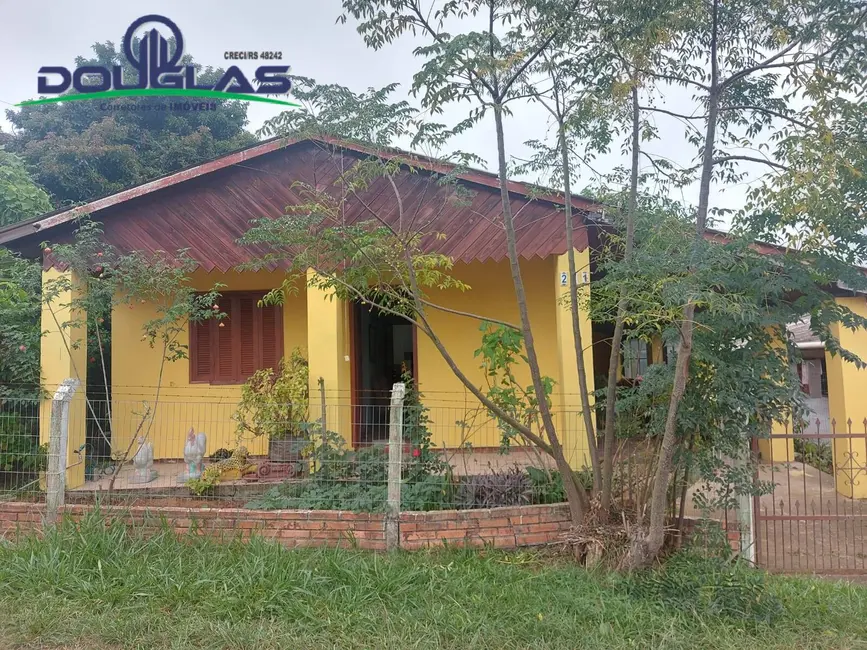 Foto 1 de Casa com 2 quartos à venda, 360m2 em Viamao - RS