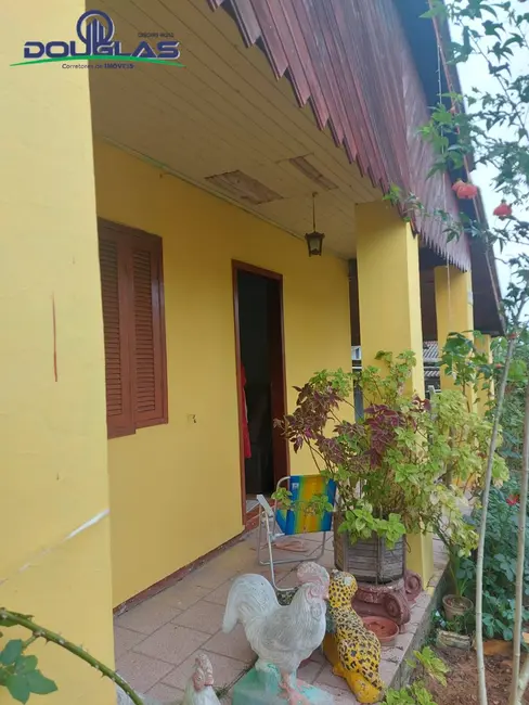 Casa com 2 quartos à venda, 360m2 em Viamao - RS - imagem 5 Foto 5 de Casa com 2 quartos à venda, 360m2 em Viamao - RS