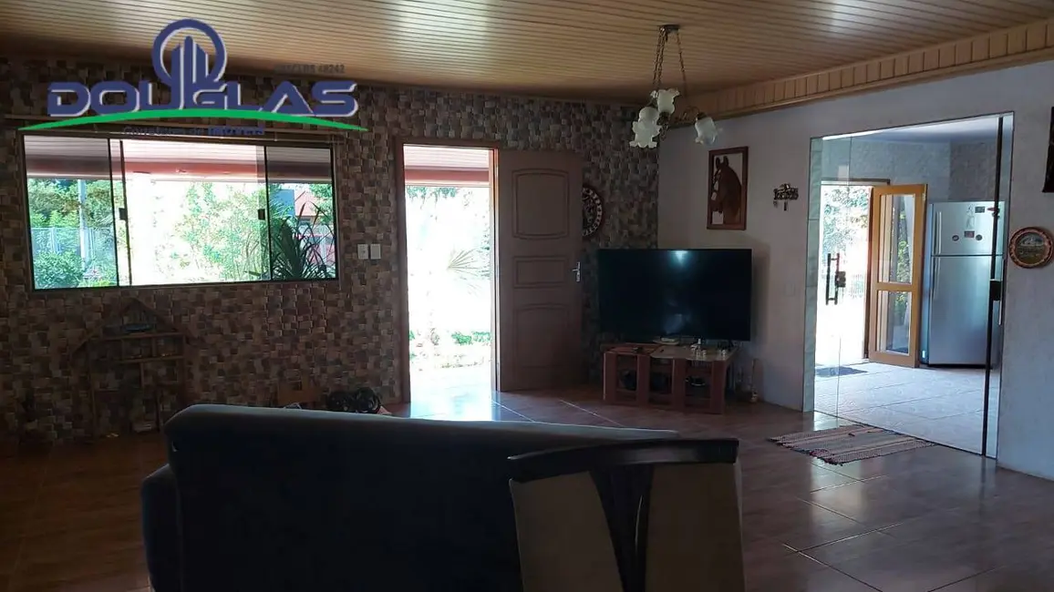 Casa com 3 quartos à venda, 900m2 em Viamao - RS - imagem 6 Foto 6 de Casa com 3 quartos à venda, 900m2 em Viamao - RS