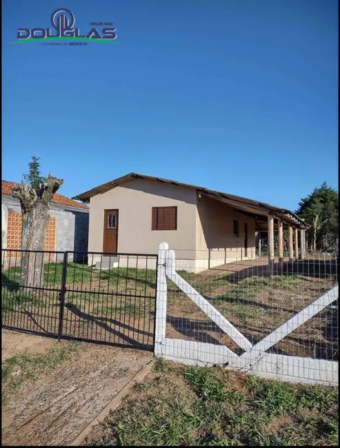 Foto 1 de Casa com 2 quartos à venda, 480m2 em Viamao - RS