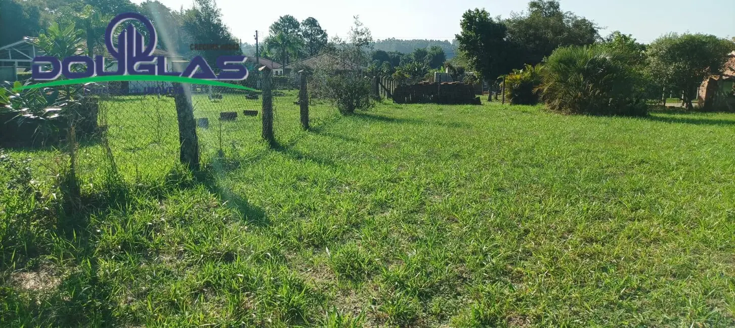 Foto 1 de Terreno / Lote à venda em Viamao - RS