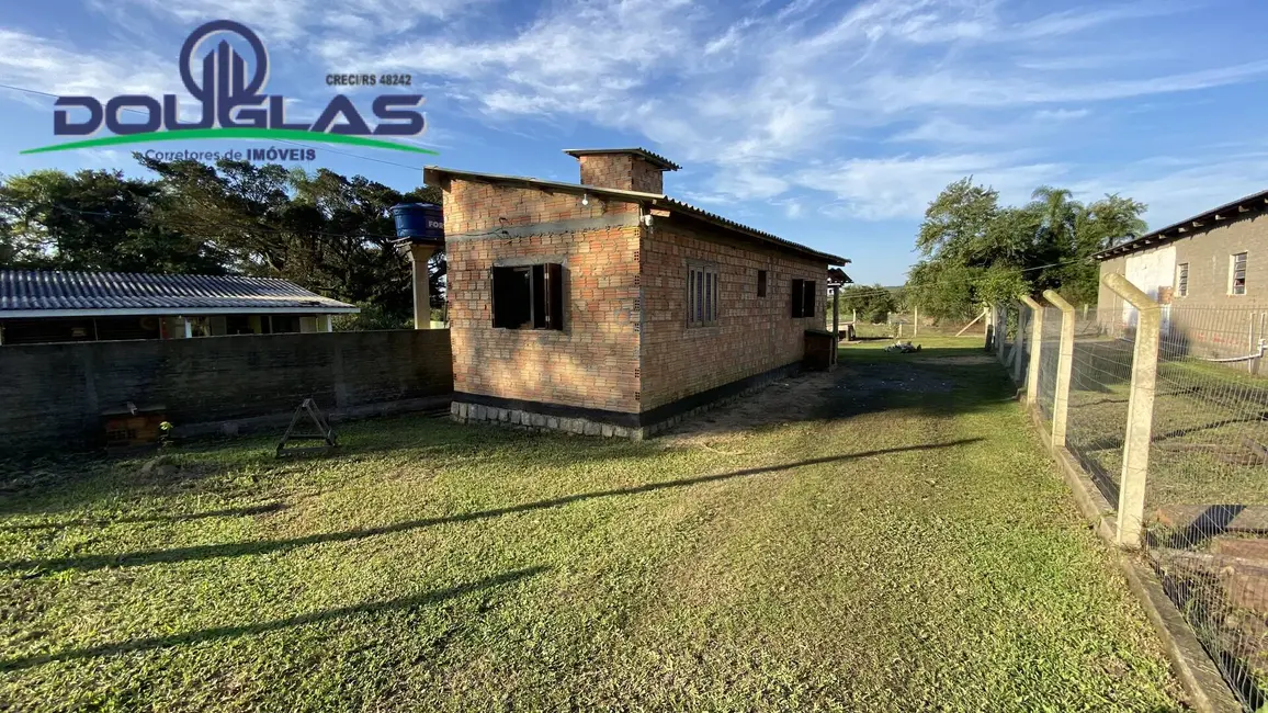 Foto 2 de Casa à venda, 70m2 em Viamao - RS