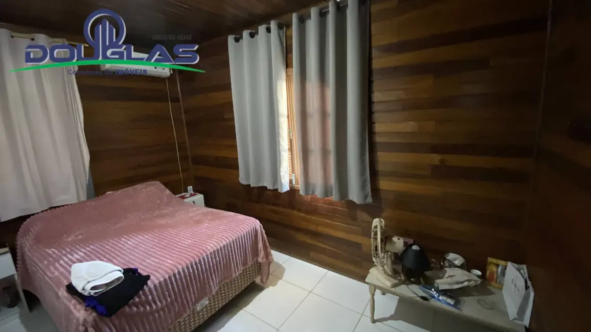 Foto 13 de Casa à venda, 525m2 em Viamao - RS