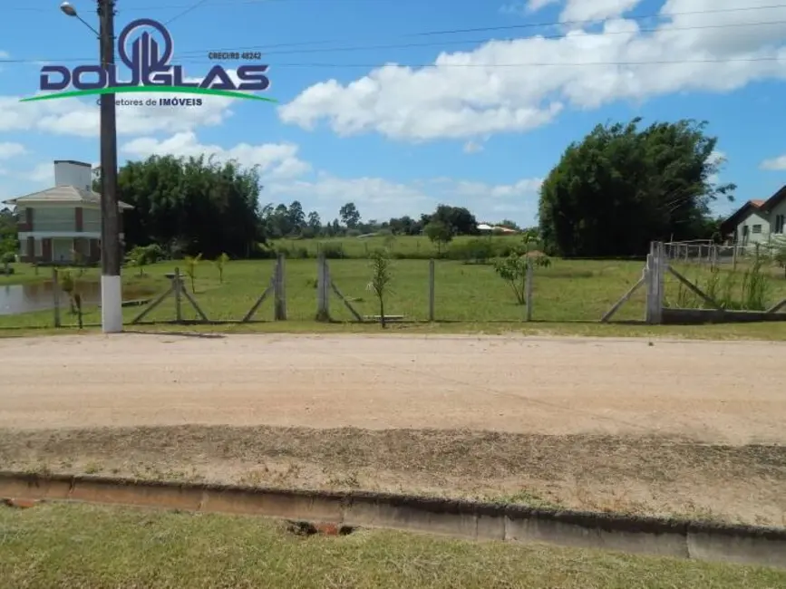 Terreno / Lote à venda, 2500m2 em Viamao - RS - imagem 2 Foto 2 de Terreno / Lote à venda, 2500m2 em Viamao - RS