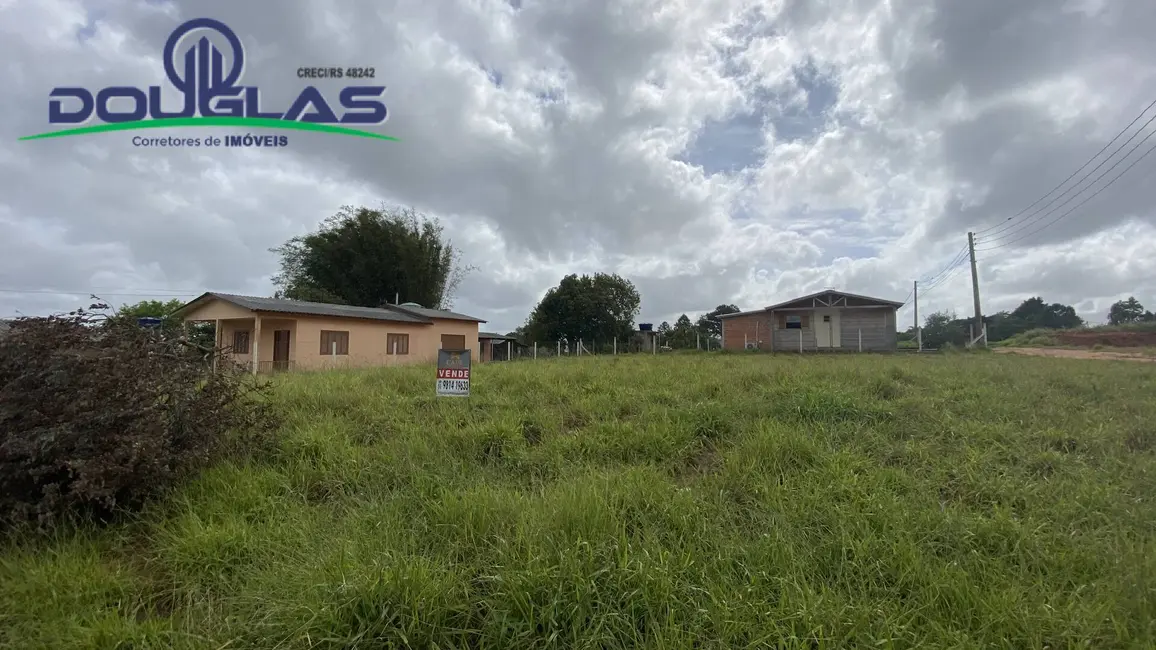 Foto 3 de Terreno / Lote à venda, 733m2 em Viamao - RS