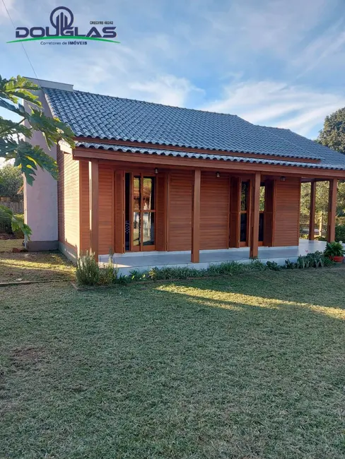 Casa com 2 quartos à venda em Viamao - RS - imagem 3 Foto 3 de Casa com 2 quartos à venda em Viamao - RS
