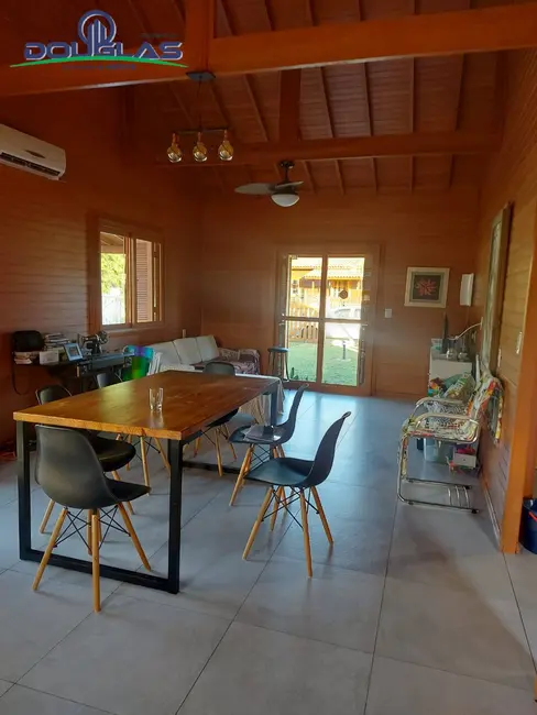 Casa com 2 quartos à venda em Viamao - RS - imagem 9 Foto 9 de Casa com 2 quartos à venda em Viamao - RS