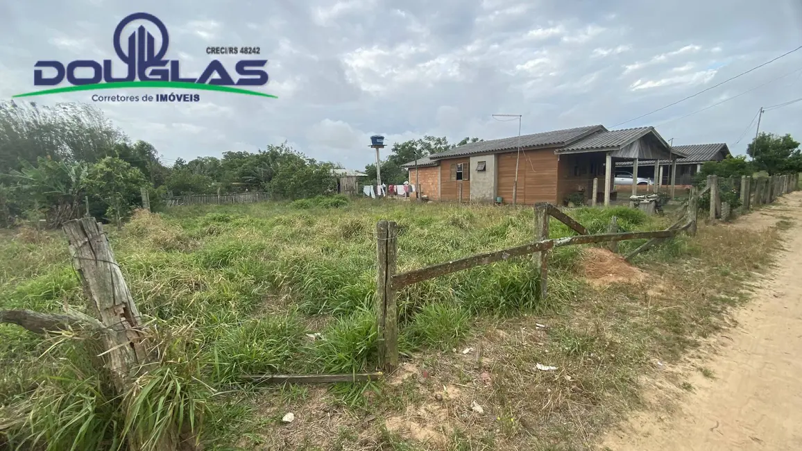 Foto 1 de Terreno / Lote à venda em Viamao - RS