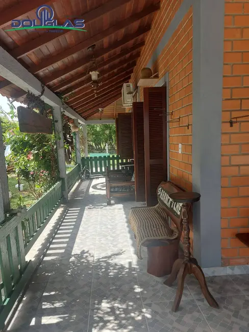 Casa com 2 quartos à venda em Viamao - RS - imagem 8 Foto 8 de Casa com 2 quartos à venda em Viamao - RS