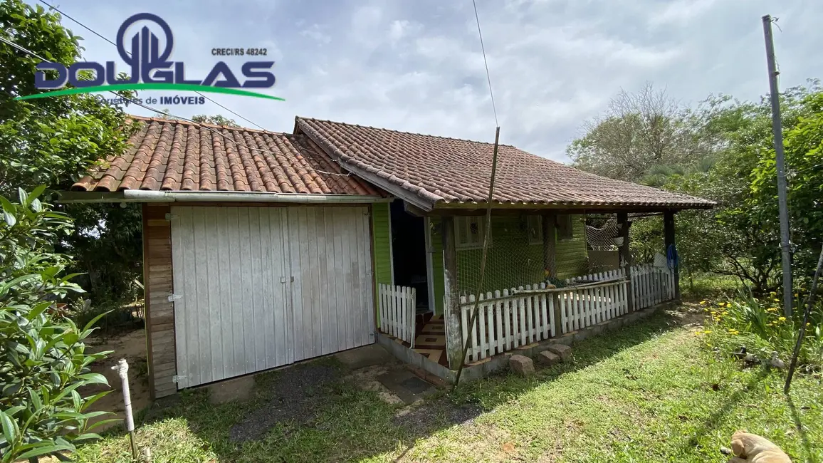Foto 1 de Sítio / Rancho com 1 quarto à venda em Viamao - RS