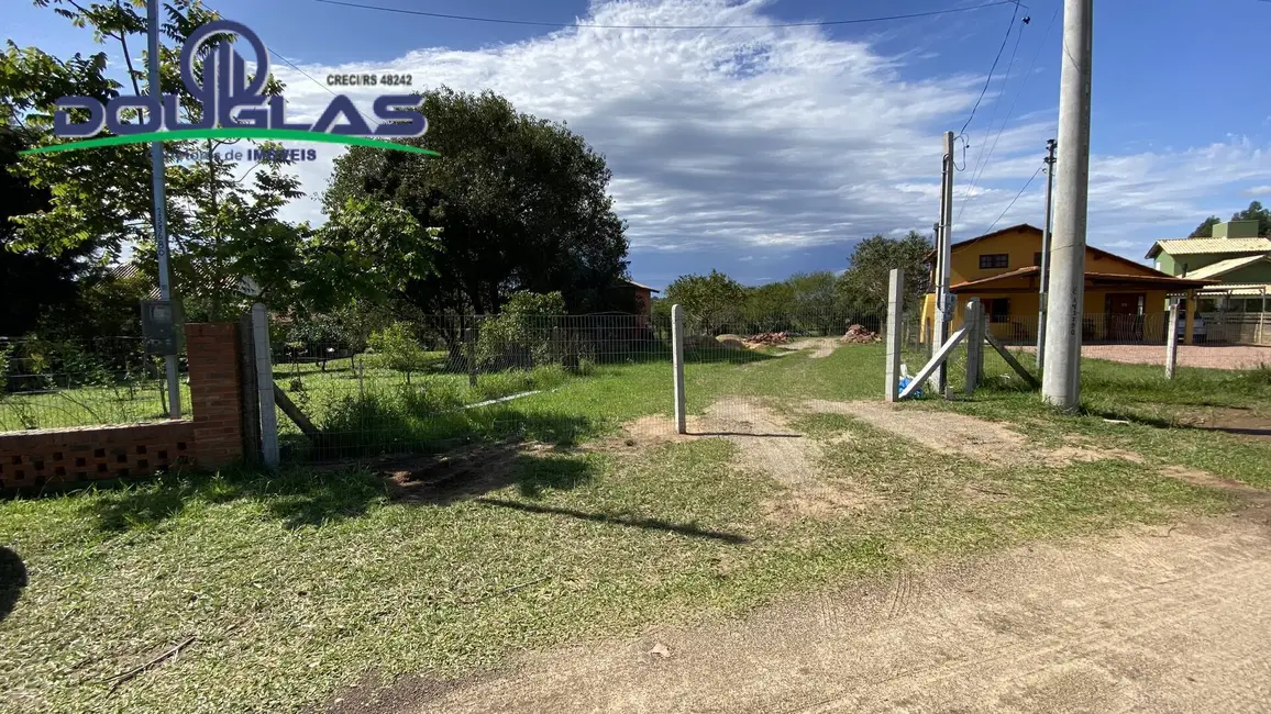 Terreno / Lote à venda, 2280m2 em Viamao - RS - imagem 2 Foto 2 de Terreno / Lote à venda, 2280m2 em Viamao - RS