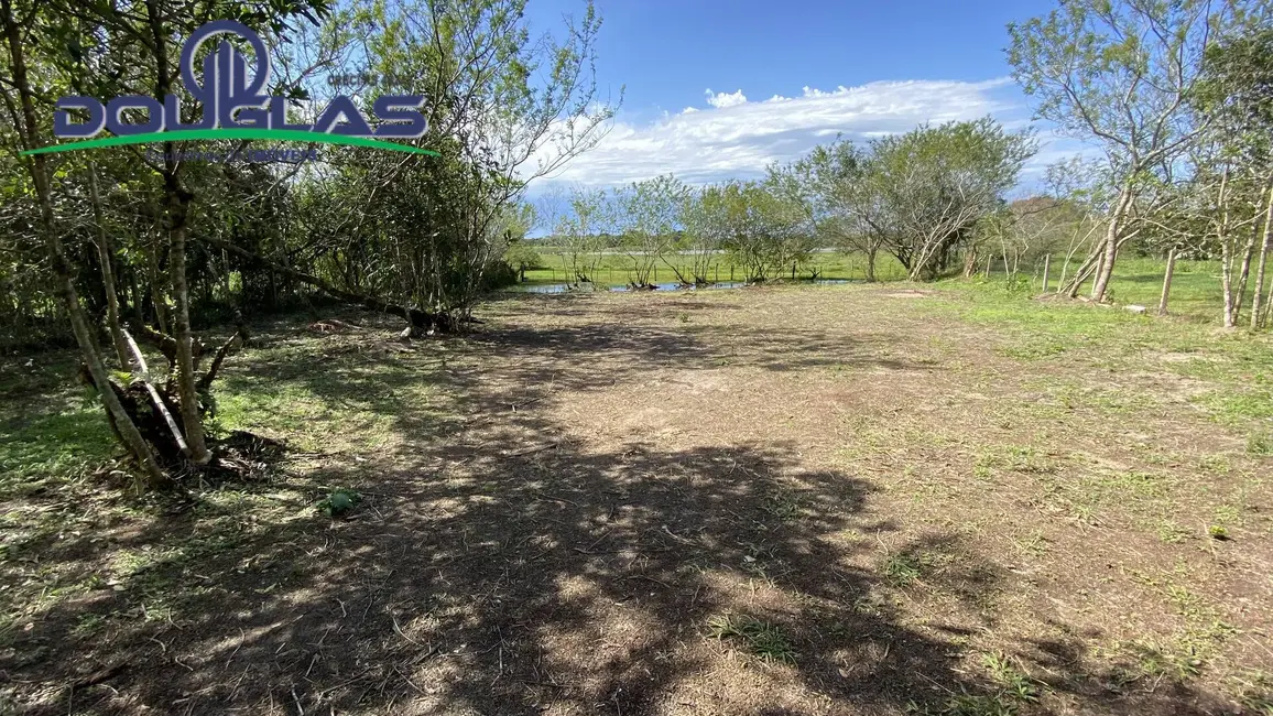 Terreno / Lote à venda, 2280m2 em Viamao - RS - imagem 3 Foto 3 de Terreno / Lote à venda, 2280m2 em Viamao - RS
