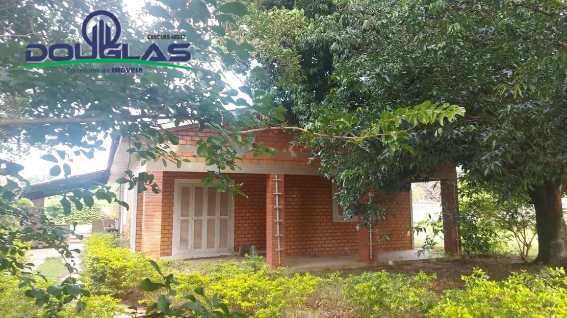 Casa com 3 quartos à venda, 900m2 em Viamao - RS - imagem 3 Foto 3 de Casa com 3 quartos à venda, 900m2 em Viamao - RS