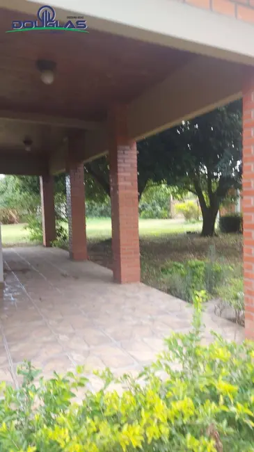 Foto 2 de Casa com 3 quartos à venda, 900m2 em Viamao - RS