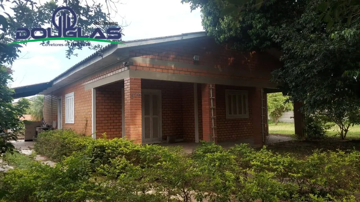 Casa com 3 quartos à venda, 900m2 em Viamao - RS - imagem 4 Foto 4 de Casa com 3 quartos à venda, 900m2 em Viamao - RS