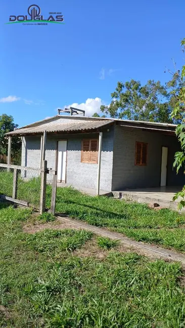 Foto 2 de Casa com 2 quartos à venda em Viamao - RS
