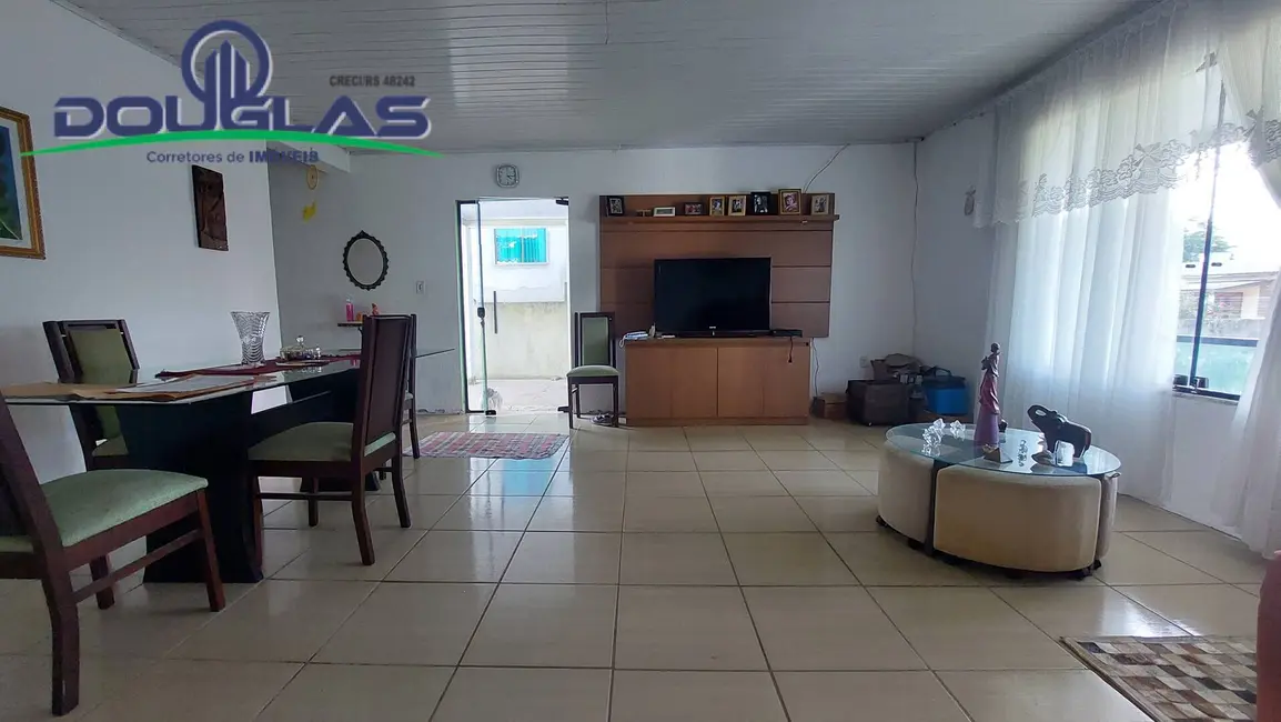 Casa à venda em Viamao - RS - imagem 6 Foto 6 de Casa à venda em Viamao - RS