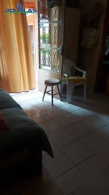 Casa com 3 quartos à venda em Viamao - RS - imagem 2 Foto 2 de Casa com 3 quartos à venda em Viamao - RS