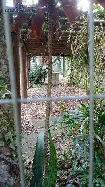 Casa com 1 quarto à venda, 600m2 em Viamao - RS - imagem 2 Foto 2 de Casa com 1 quarto à venda, 600m2 em Viamao - RS