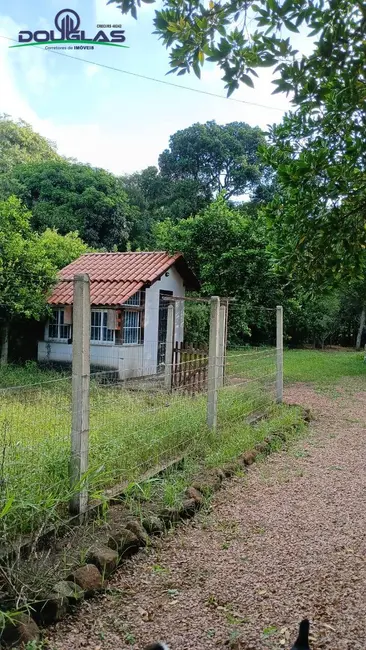 Casa com 1 quarto à venda, 600m2 em Viamao - RS - imagem 3 Foto 3 de Casa com 1 quarto à venda, 600m2 em Viamao - RS