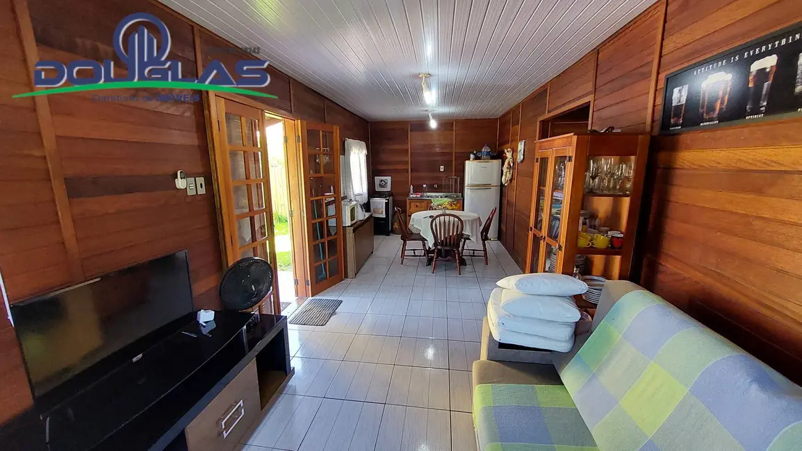 Casa com 2 quartos à venda, 860m2 em Viamao - RS - imagem 9 Foto 9 de Casa com 2 quartos à venda, 860m2 em Viamao - RS