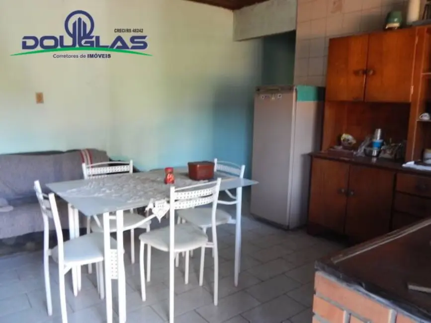 Casa com 2 quartos à venda em Viamao - RS - imagem 5 Foto 5 de Casa com 2 quartos à venda em Viamao - RS