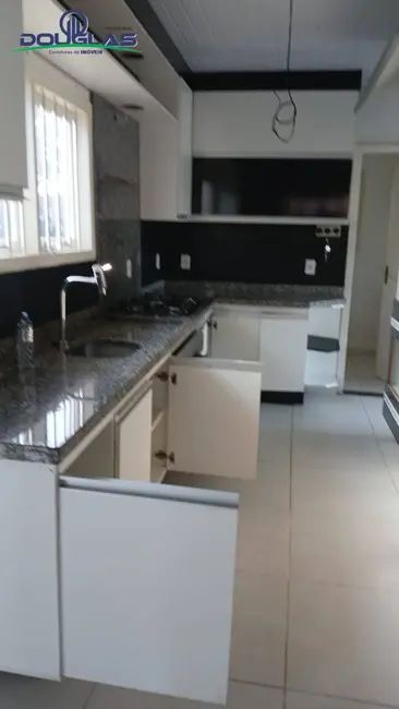 Foto 8 de Casa com 4 quartos à venda em Viamao - RS