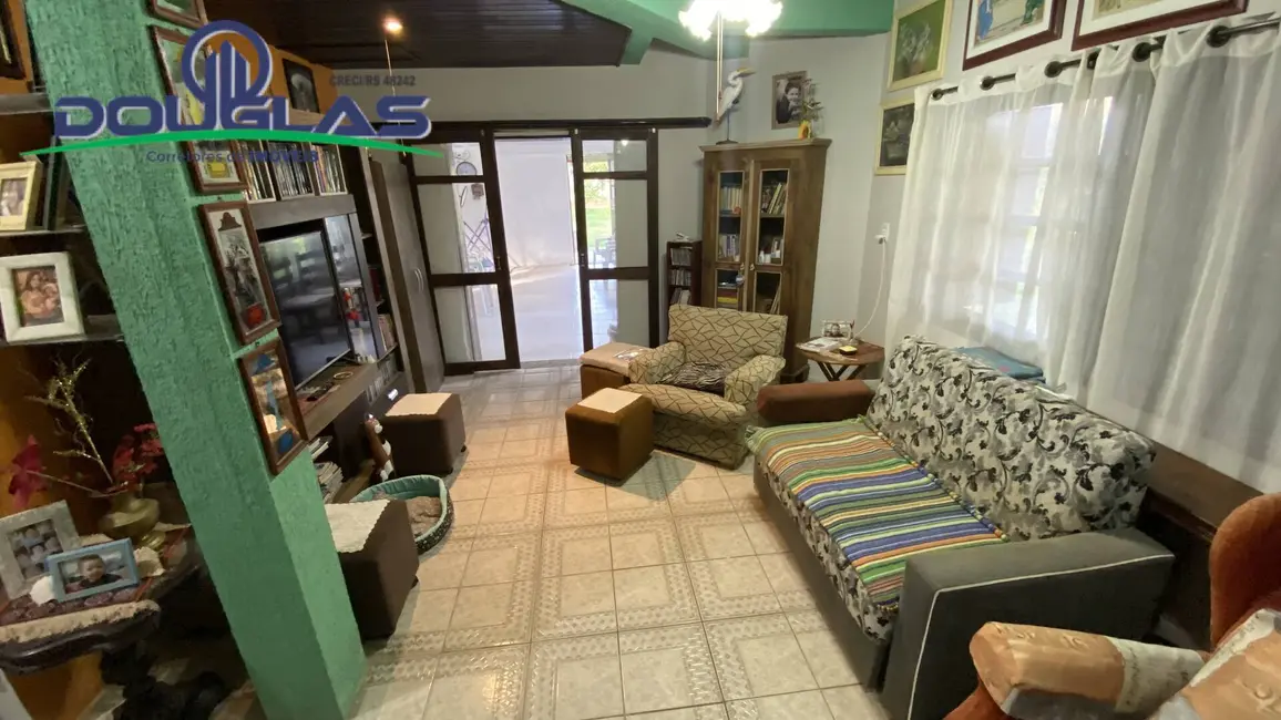 Foto 3 de Casa com 5 quartos à venda em Viamao - RS