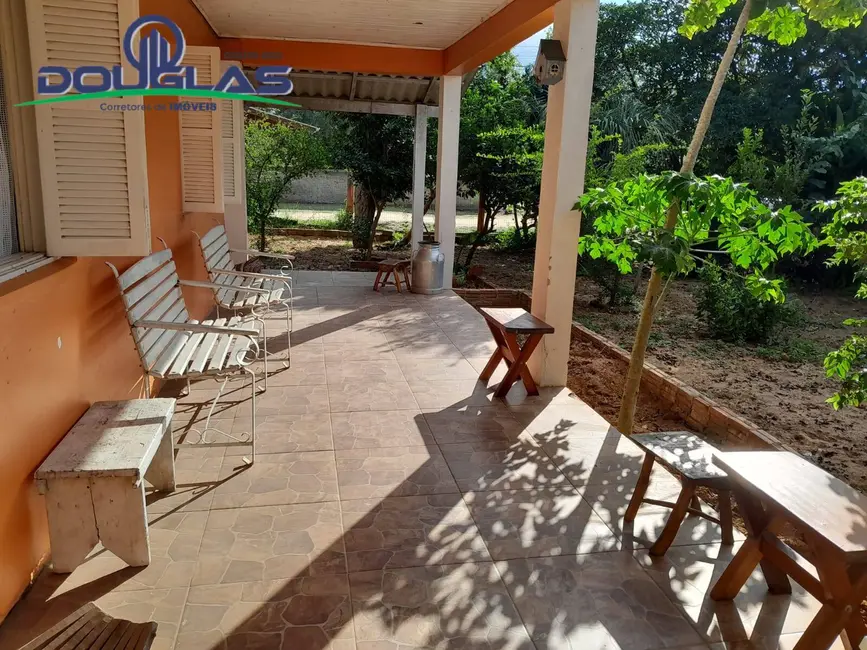 Foto 2 de Casa com 4 quartos à venda em Viamao - RS