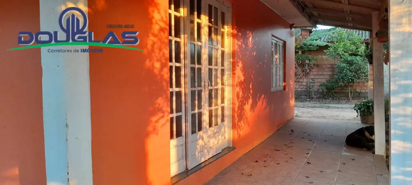 Foto 1 de Casa com 4 quartos à venda em Viamao - RS