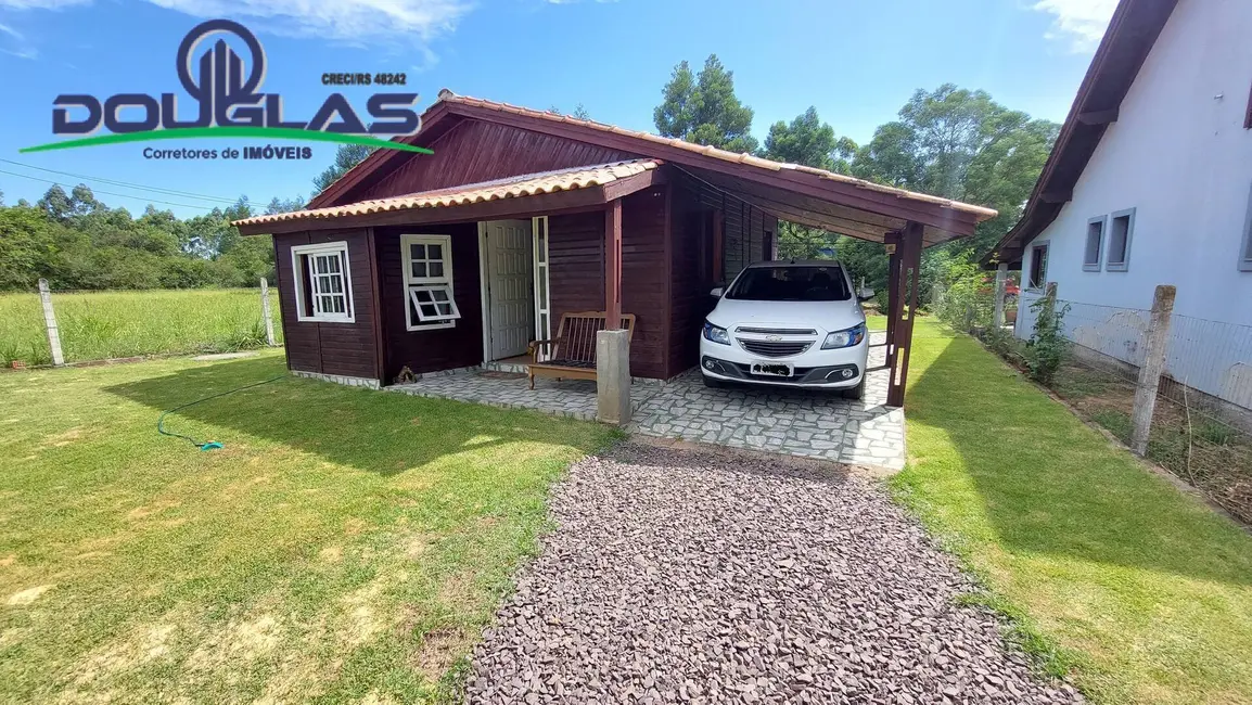 Foto 1 de Casa com 2 quartos à venda, 330m2 em Viamao - RS