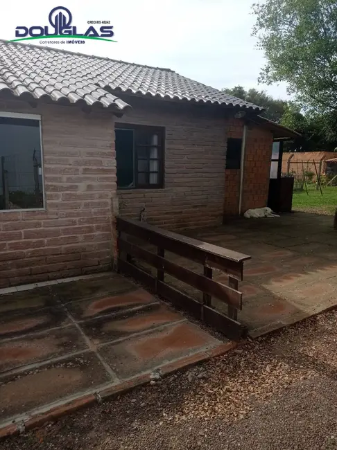 Casa com 2 quartos à venda, 450m2 em Viamao - RS - imagem 2 Foto 2 de Casa com 2 quartos à venda, 450m2 em Viamao - RS