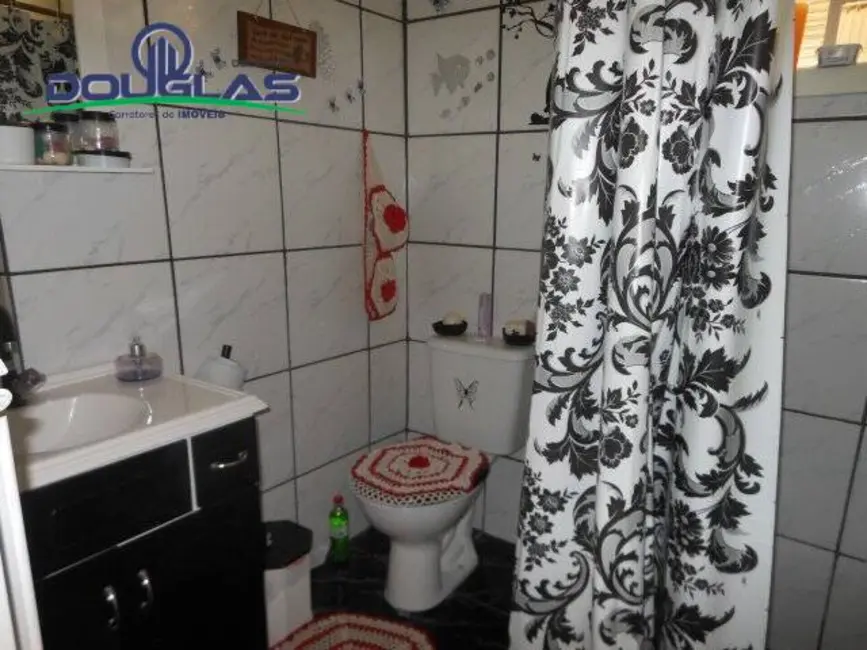 Casa com 2 quartos à venda, 675m2 em Viamao - RS - imagem 8 Foto 8 de Casa com 2 quartos à venda, 675m2 em Viamao - RS