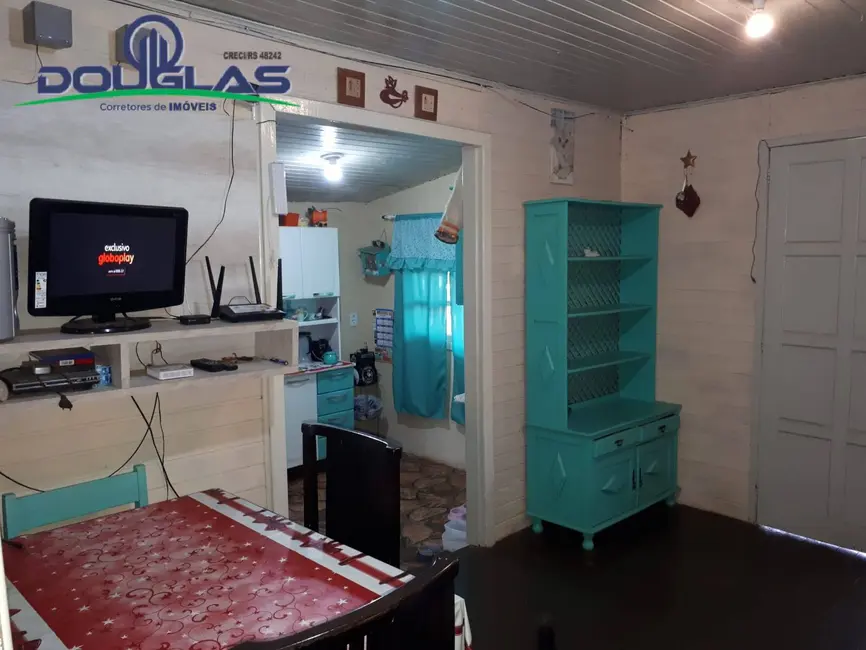 Casa com 2 quartos à venda, 540m2 em Viamao - RS - imagem 4 Foto 4 de Casa com 2 quartos à venda, 540m2 em Viamao - RS