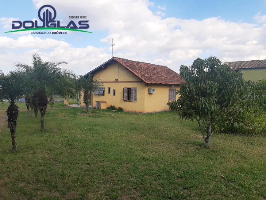 Foto 4 de Casa com 3 quartos à venda, 1560m2 em Viamao - RS