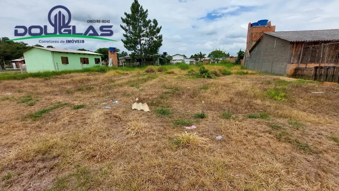 Foto 1 de Terreno / Lote à venda, 360m2 em Viamao - RS
