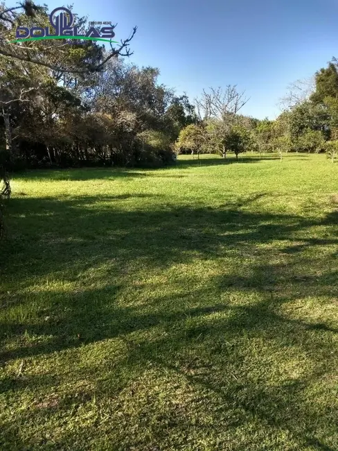 Foto 1 de Terreno / Lote à venda, 2500m2 em Viamao - RS