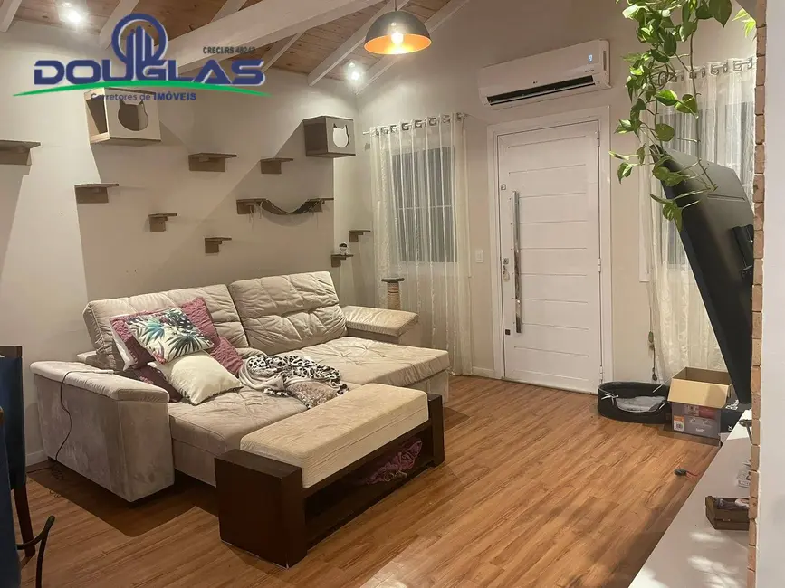 Casa à venda, 110m2 em Viamao - RS - imagem 8 Foto 8 de Casa à venda, 110m2 em Viamao - RS