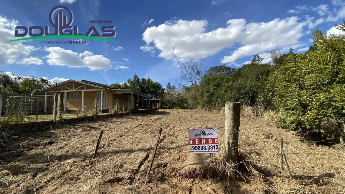 Foto 1 de Terreno / Lote à venda em Viamao - RS