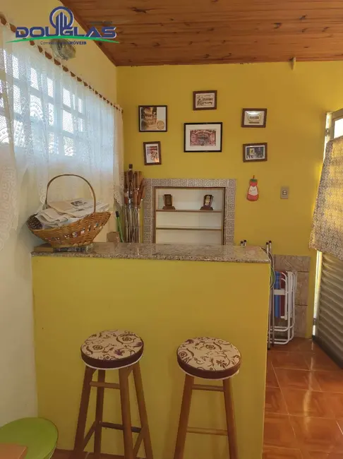 Foto 3 de Casa com 2 quartos à venda, 600m2 em Viamao - RS