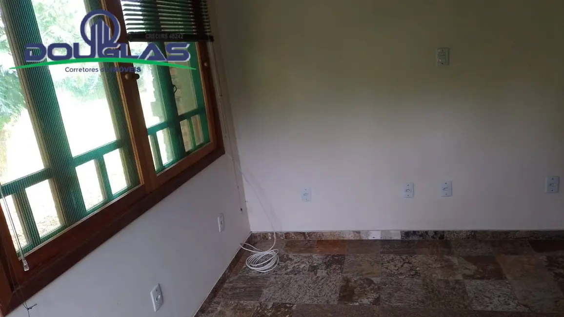 Foto 8 de Casa à venda, 2000m2 em Viamao - RS