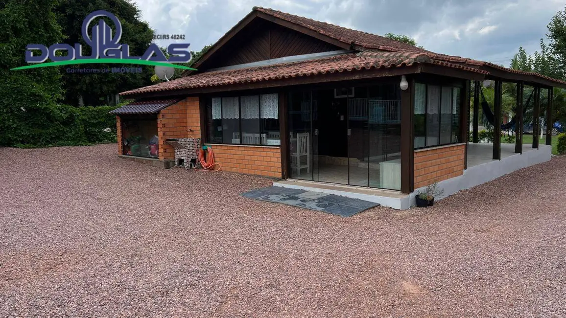 Foto 3 de Casa à venda em Viamao - RS