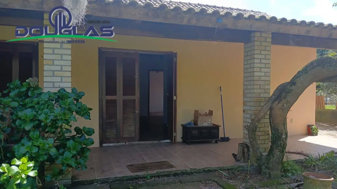 Foto 1 de Casa com 2 quartos à venda, 1200m2 em Viamao - RS