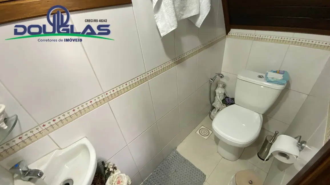 Foto 24 de Casa à venda em Viamao - RS