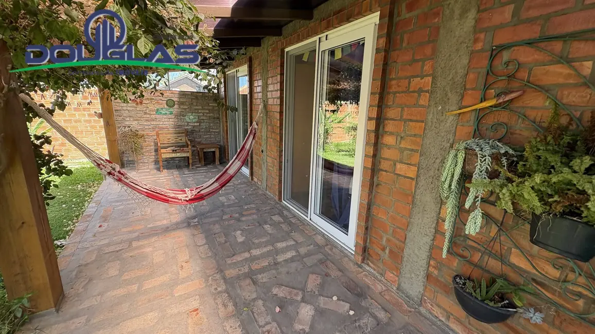 Casa à venda em Viamao - RS - imagem 9 Foto 9 de Casa à venda em Viamao - RS