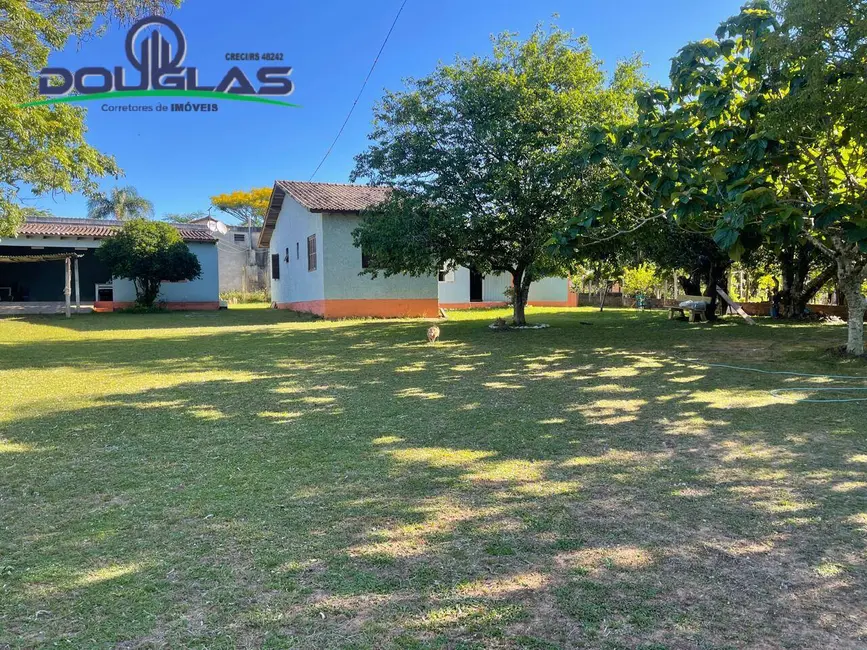 Casa com 3 quartos à venda, 1200m2 em Viamao - RS - imagem 1 Foto 1 de Casa com 3 quartos à venda, 1200m2 em Viamao - RS