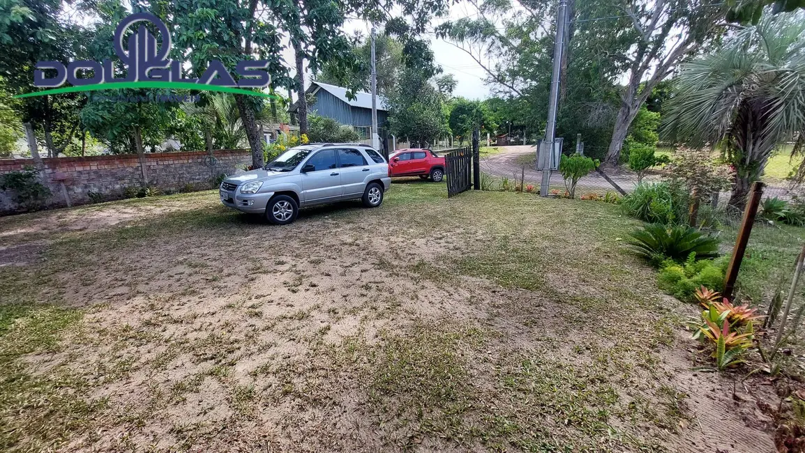 Casa com 2 quartos à venda em Viamao - RS - imagem 2 Foto 2 de Casa com 2 quartos à venda em Viamao - RS