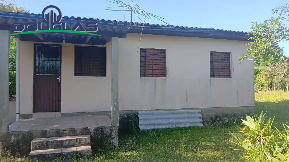 Foto 2 de Casa com 1 quarto à venda, 2400m2 em Viamao - RS