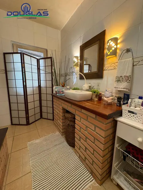 Casa com 2 quartos à venda, 1200m2 em Viamao - RS - imagem 9 Foto 9 de Casa com 2 quartos à venda, 1200m2 em Viamao - RS