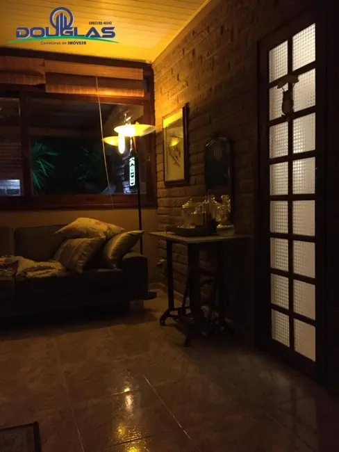 Casa com 2 quartos à venda, 1200m2 em Viamao - RS - imagem 4 Foto 4 de Casa com 2 quartos à venda, 1200m2 em Viamao - RS